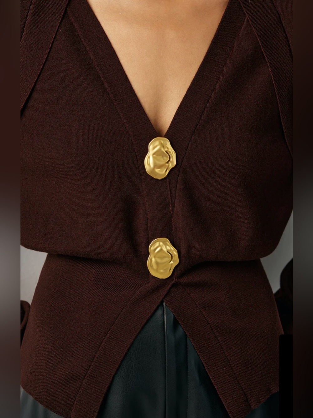 Metal Detail V-Neck Wool Blend Sweater - Picture 2 of 7